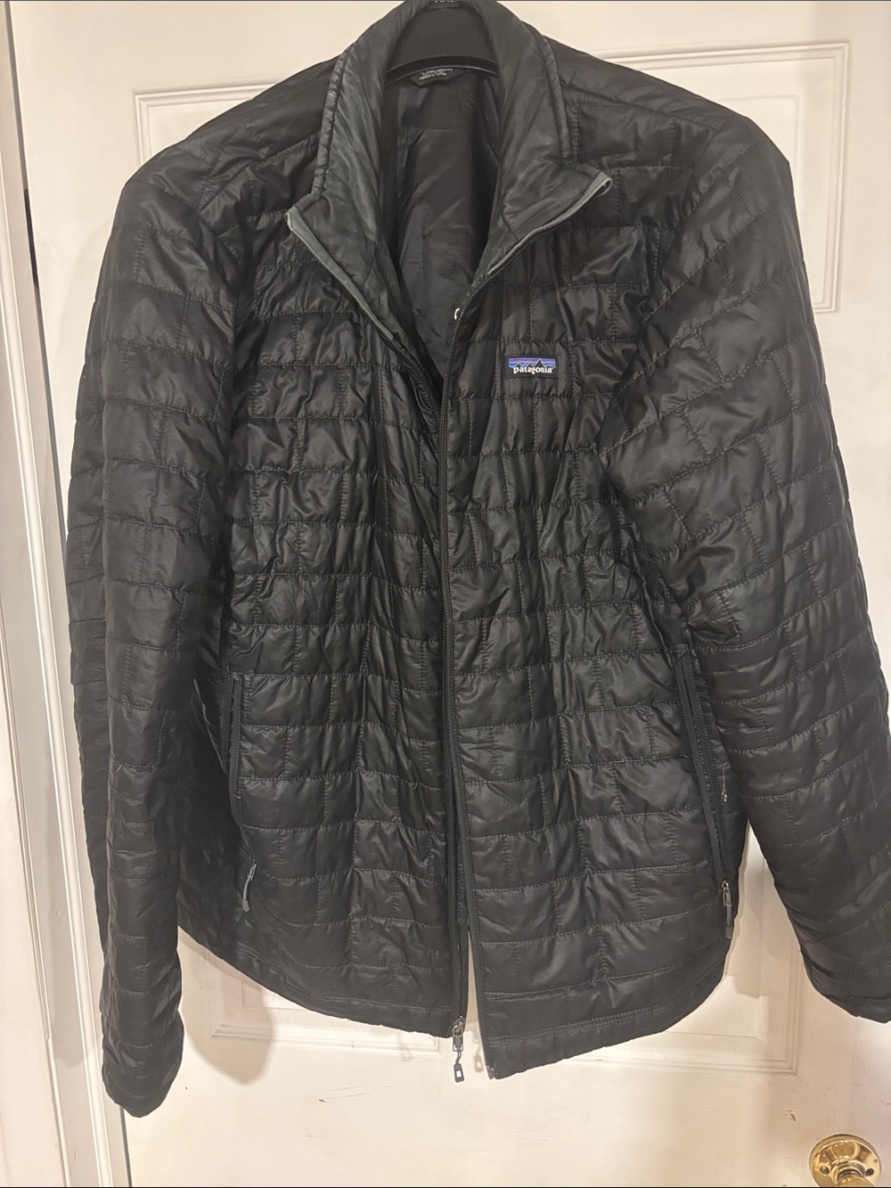 Patagonia Men’s Lightweight Black Quilted Insulated Puffer Jacket